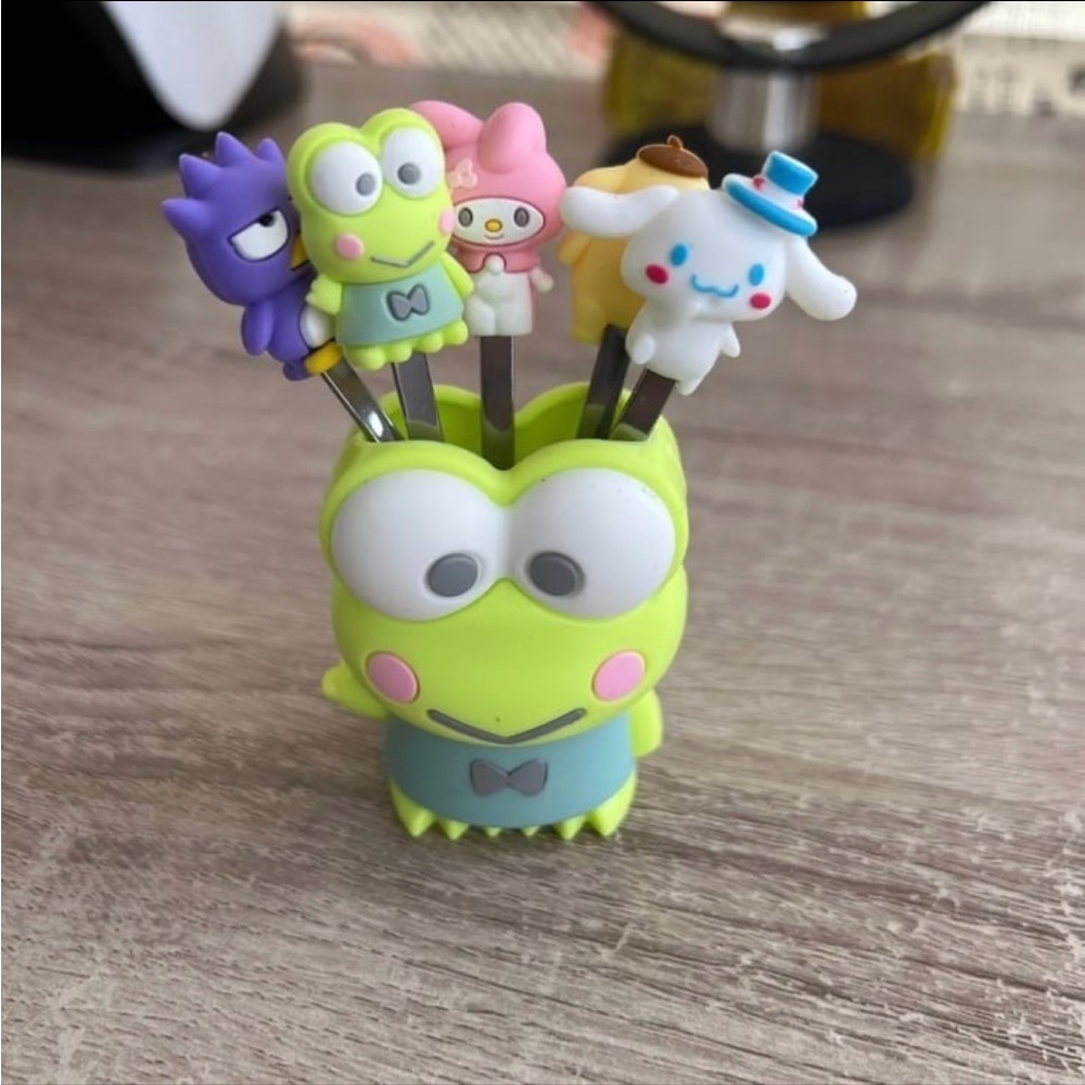 KUROPPI Sanrio appetizer fork set